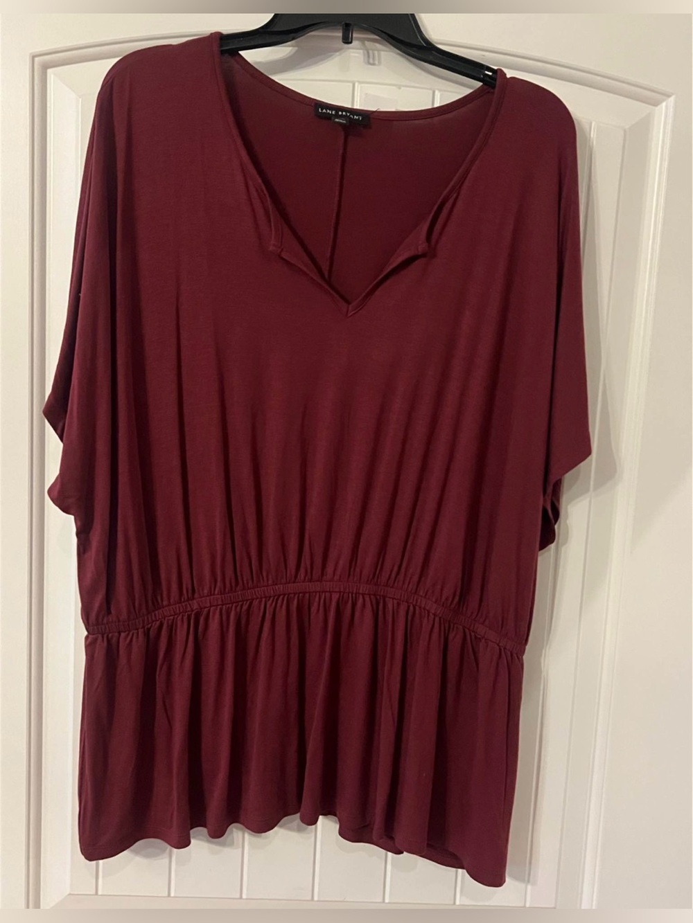 Size 22/24 Lane Bryant maroon V-neck dolman sleeve peplum top- new!